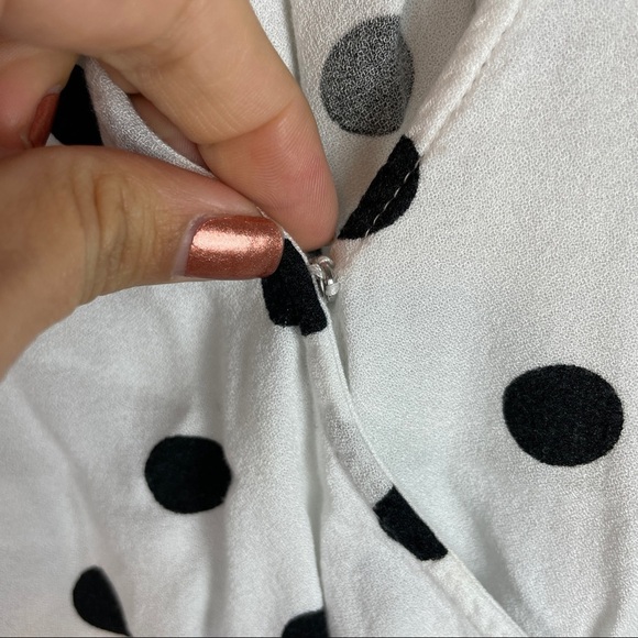 AFRM Polka Dot Long Sleeve Wrap Front Puff Shoulder Crop Top Women's Size Small - Picture 4 of 7